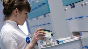 Сотрудница аптеки