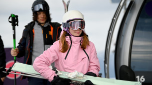 Отдыхающие на трассе курорта