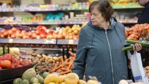 Покупатель в гипермаркете