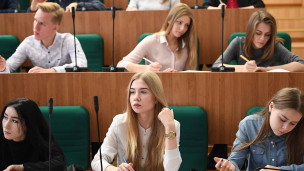 Студенты на занятиях