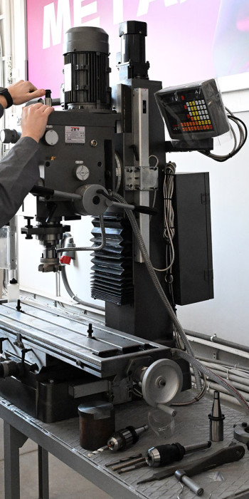 Фрезерный станок производство