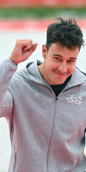Захар Петров 