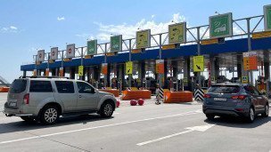 Въезд на платный участок трассы 