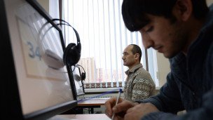 Inostrannууе-grazhdane-prokhodyat-elektronnoye-testirovaniye-na-znaniye-russkogo-yazyka