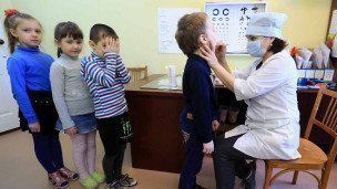 Школьники на медосмотре