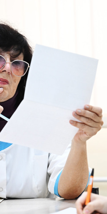 Врач и пациентка 