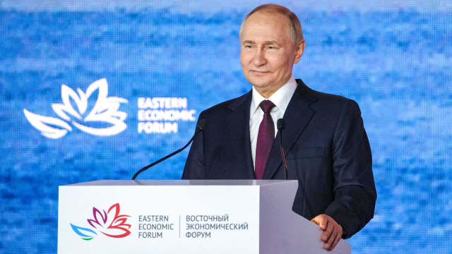 Владимир Путин на ВЭФ