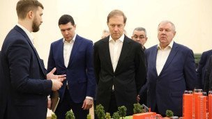 Денис Мантуров посетил Московский институт теплотехники