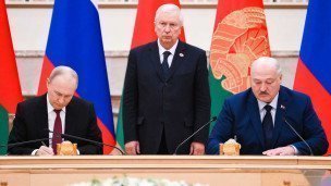 Президенты России и Белоруссии Владимир Путин и Александр Лукашенко 