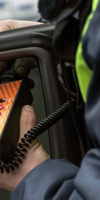 Измерение светопроницаемости тонировки