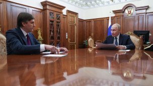 Владимир Путин и Сергей Кравцов во время встречи