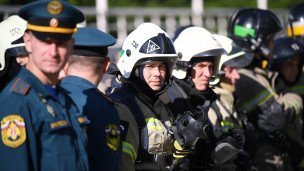 Сотрудники противопожарной службы МЧС РФ