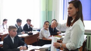 Учитель на уроке