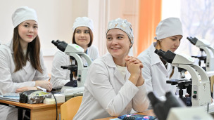 Студенты на занятиях 