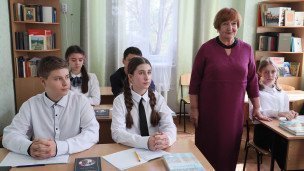 Учитель на уроке