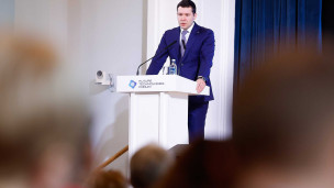 Антон Алиханов