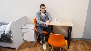 Студент в общежитии
