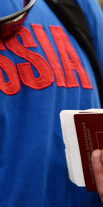 Пассажир в Международном аэропорту 