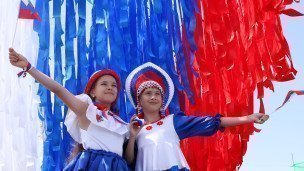 Дети во время праздничных мероприятий