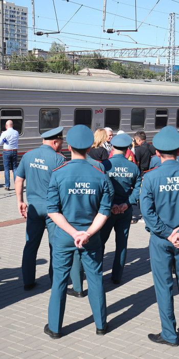 Vstrecha-MSCH-v-Kurskoy-oblasti-na-zheleznodorozhnom-vokzale