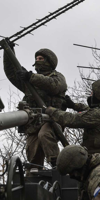 Военнослужащие подразделений радиоэлектронной борьбы