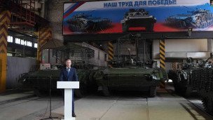 Денис Мантуров