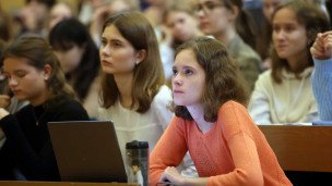 Студенты в аудитории 