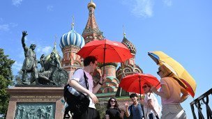 Туристы  на красной площади
