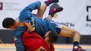 Самбисты во время поединка