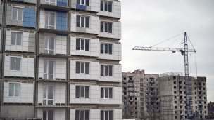 Stroitel'stvo-novogo-doma-i-vosstanovleniye-povrezhdennogo-doma
