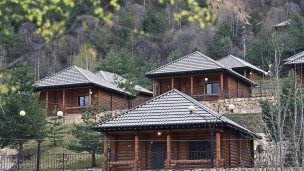 turisticheskie-domiki-na-prirode