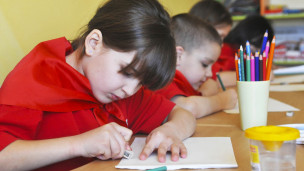 дети рисуют