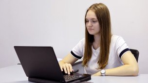 Офисная работа за компьютером 