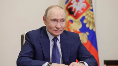 Владимир Путин во время совещания
