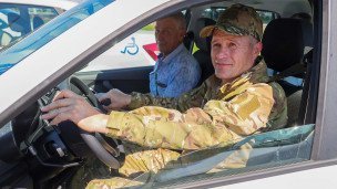 Участник СВО в автомобиле 