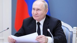vladimir-putin-vo-vremya-vstrechi