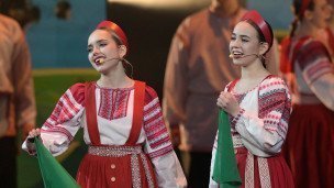 Солисты сводного хора  выступают на концерте