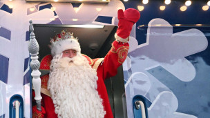 Дед Мороз из Великого Устюга перед отправлением тематического поезда