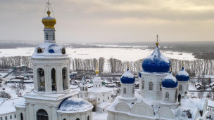 Купола монастыря 